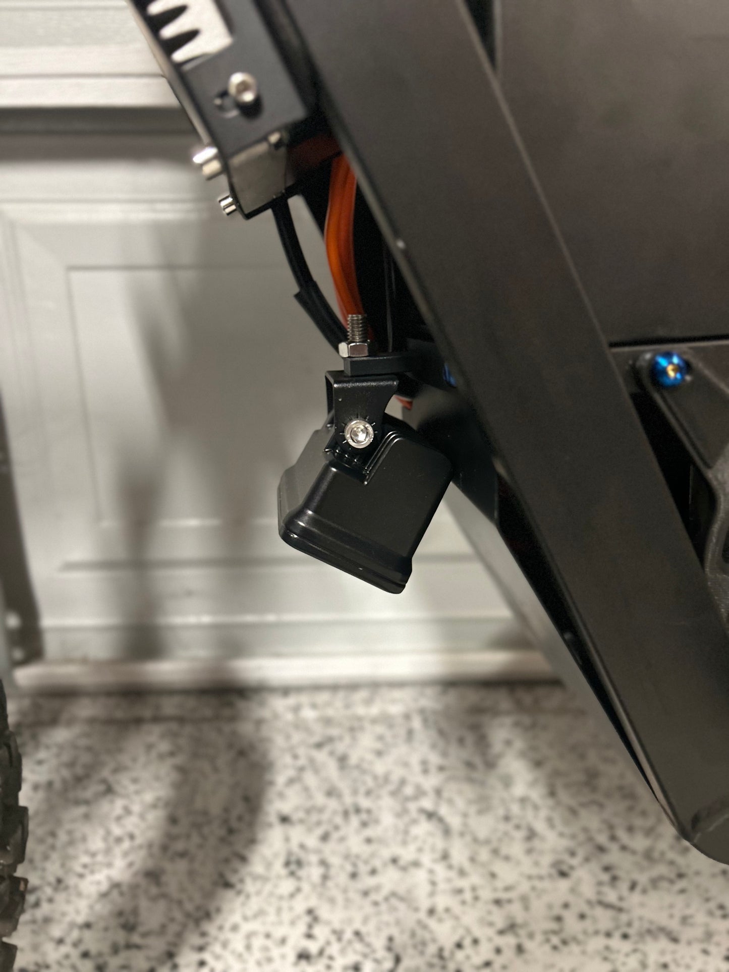 Tuttio Wheelie Light(Baja + Hardware)